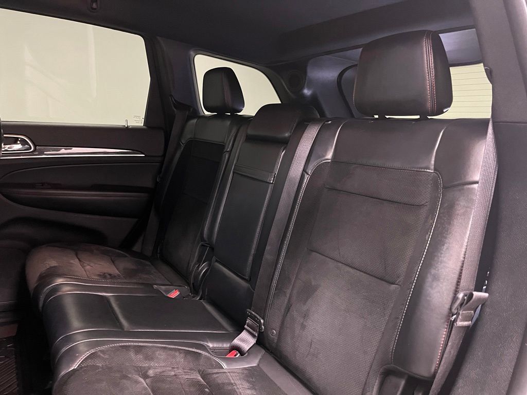 Used 2017 Jeep Grand Cherokee Trailhawk AWD/4WD image 46