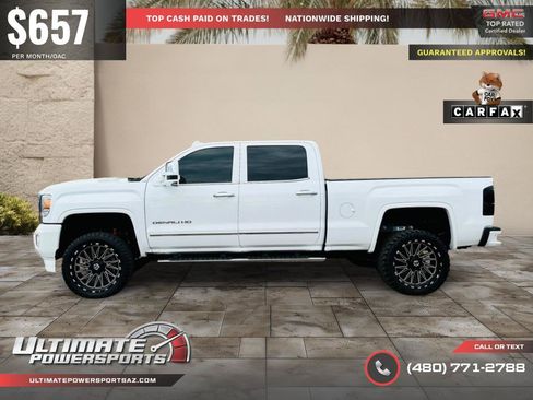 Used 2019 GMC Sierra 2500 Denali w/ Duramax Plus Package AWD/4WD image 4