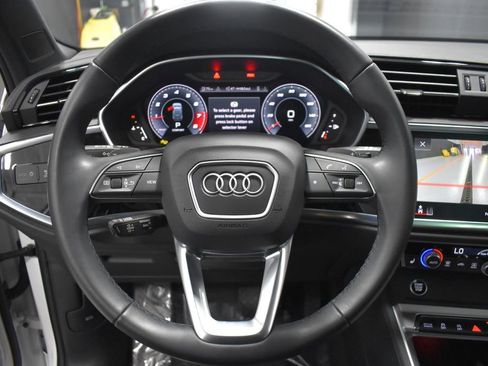 Used 2024 Audi Q3 2.0T Premium Plus w/ Premium Plus Package image 27