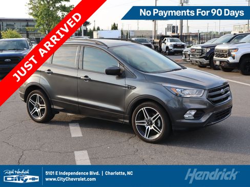 Used 2019 Ford Escape SEL FWD image 1