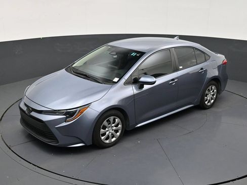 Used 2024 Toyota Corolla LE FWD image 9