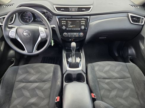 Used 2016 Nissan Rogue S image 22