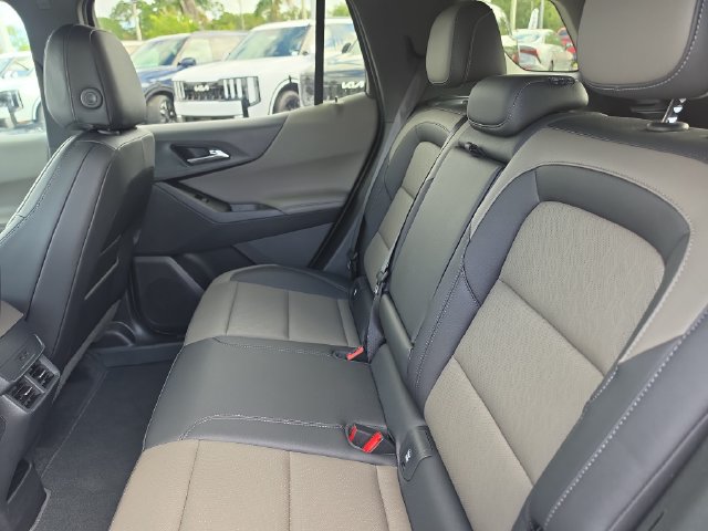 Used 2026 Chevrolet Equinox LT w/ Convenience Package II FWD image 13