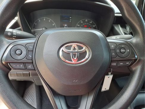 Used 2024 Toyota Corolla LE FWD image 10
