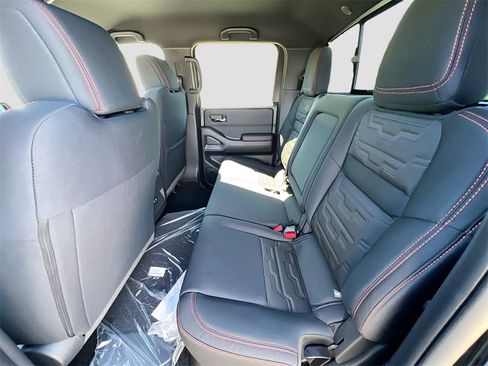 New 2025 Nissan Frontier Pro-X image 22