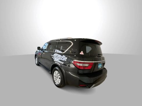 Used 2024 Nissan Armada SV image 6