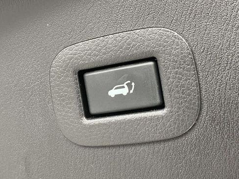 Used 2021 INFINITI QX80 Luxe image 15