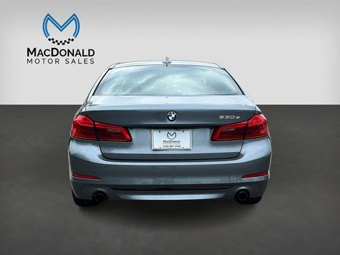 Used 2018 BMW 530e w/ Premium Package 2 RWD image 6