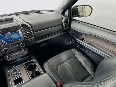 Used 2019 Ford Expedition Max Limited image 23