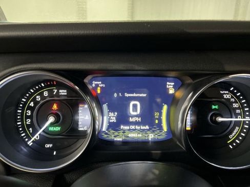 Used 2021 Jeep Wrangler Unlimited Sahara w/ Cold Weather Group image 12