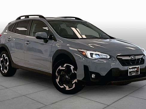 Used 2021 Subaru Crosstrek 2.5i Limited w/ Moonroof Package 1 AWD/4WD image 2