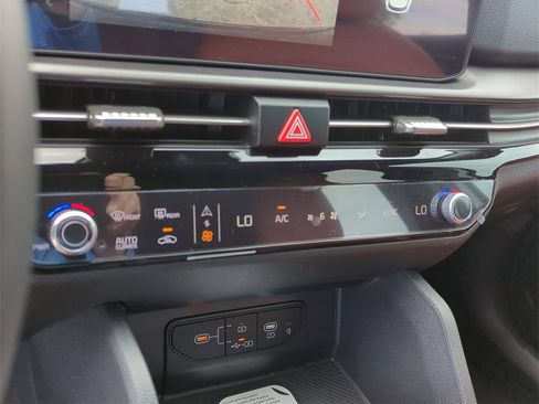 New 2026 Kia Sportage SX image 26