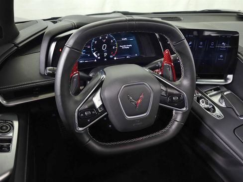 Used 2024 Chevrolet Corvette Stingray Coupe w/ Z51 Performance Package image 22