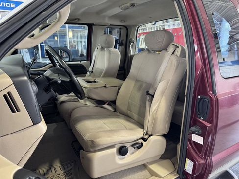 Used 2005 Ford F250 XL AWD/4WD image 21