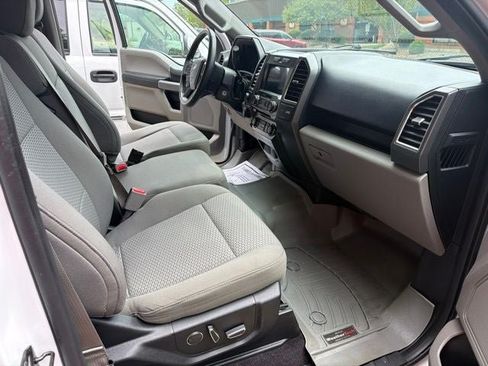 Used 2017 Ford F150 XLT w/ Equipment Group 302A Luxury AWD/4WD image 22