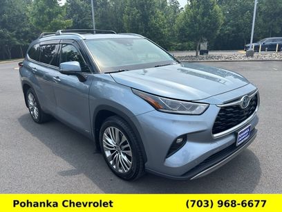 Used 2023 Toyota Highlander Platinum