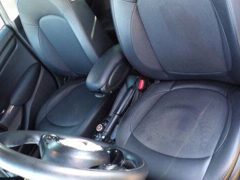 Used 2019 MINI Cooper 4-Door Hardtop image 22