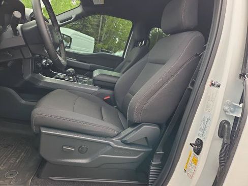 Certified 2025 Ford F150 XLT w/ Equipment Group 301A Standard AWD/4WD image 18