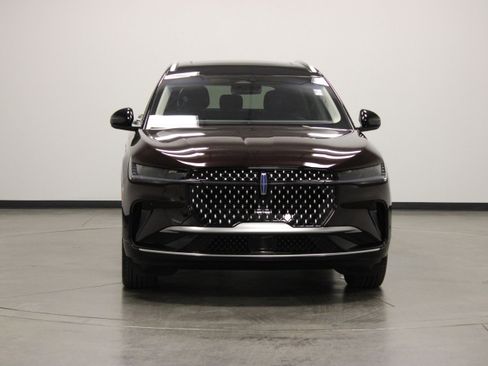 Used 2024 Lincoln Nautilus Reserve w/ Equipment Group 202A AWD/4WD image 3