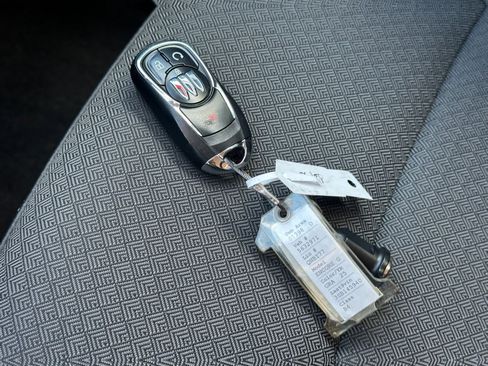 Used 2025 Buick Encore GX Preferred image 18