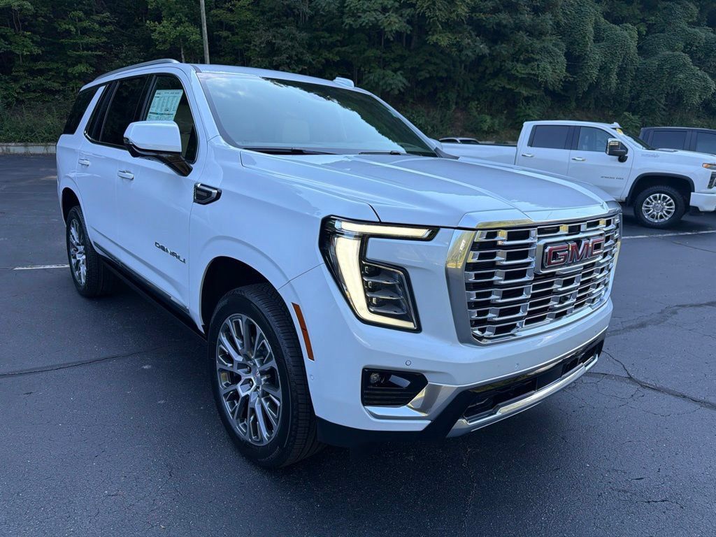 New 2026 GMC Yukon Denali w/ Denali Reserve Package AWD/4WD image 6