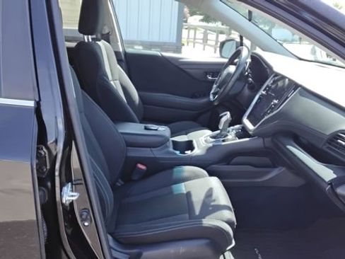 Used 2022 Subaru Outback Premium image 27