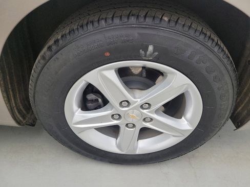 Used 2022 Chevrolet Malibu LS FWD image 31
