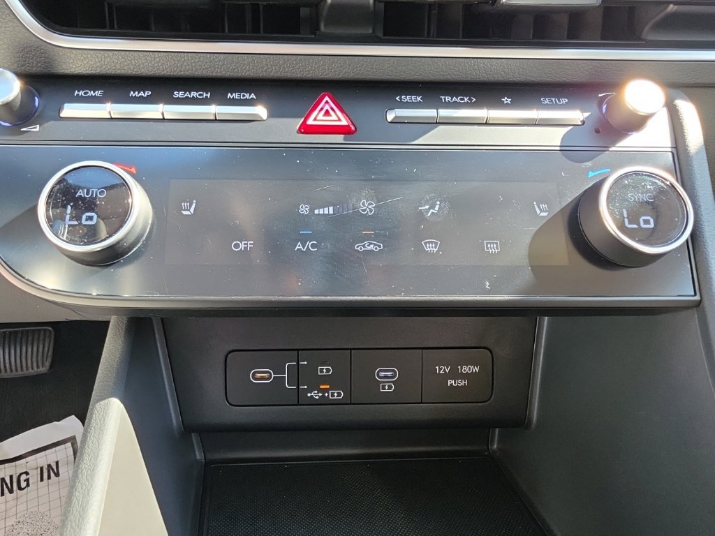 Used 2025 Hyundai Sonata SEL FWD image 17