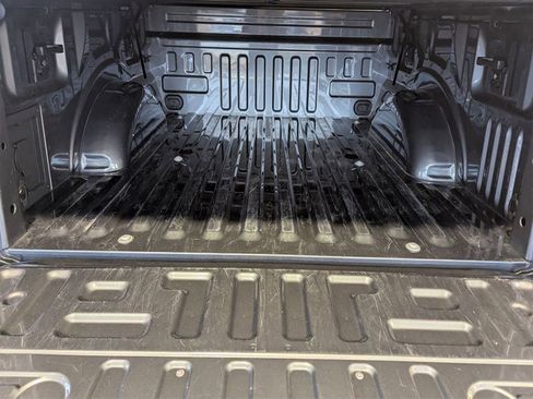 Used 2023 Ford F150 Lariat w/ Equipment Group 502A High image 21