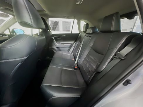 Used 2019 Toyota RAV4 Limited w/ Cold Weather Package FWD image 28