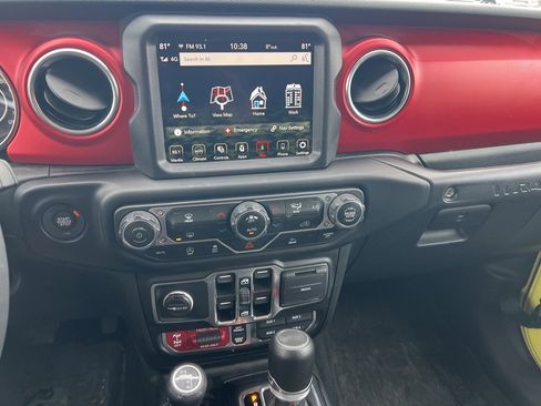 Used 2023 Jeep Wrangler Unlimited Rubicon w/ LED Lighting Group image 12