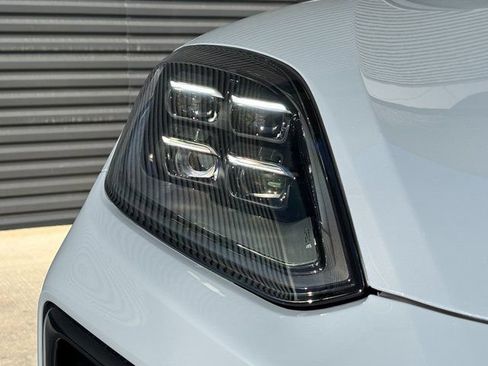 Used 2026 Porsche Cayenne AWD/4WD image 12