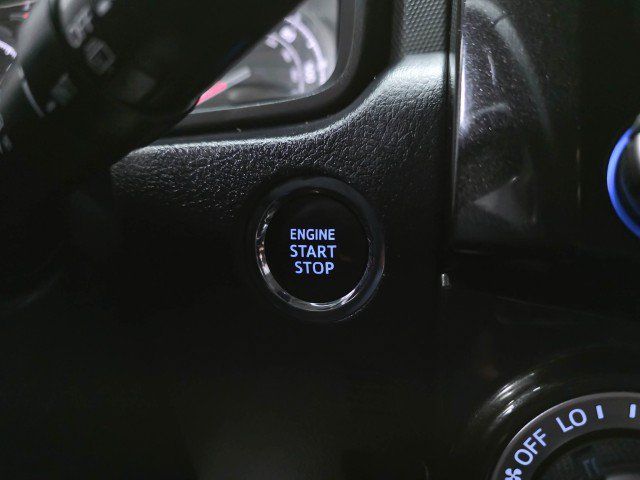 Used 2021 Toyota 4Runner TRD Off-Road Premium w/ Moonroof Package AWD/4WD image 26