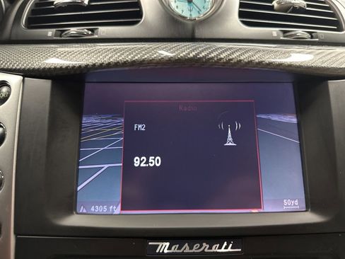 Used 2015 Maserati GranTurismo Sport RWD image 29