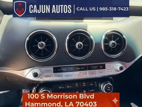Used 2020 Kia Stinger GT1 RWD image 18