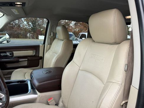 Used 2016 RAM 1500 Laramie w/ Convenience Group image 29