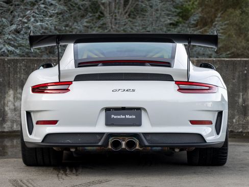 Used 2019 Porsche 911 GT3 RS image 9