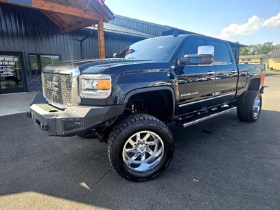 Used 2015 GMC Sierra 2500 Denali w/ Duramax Plus Package