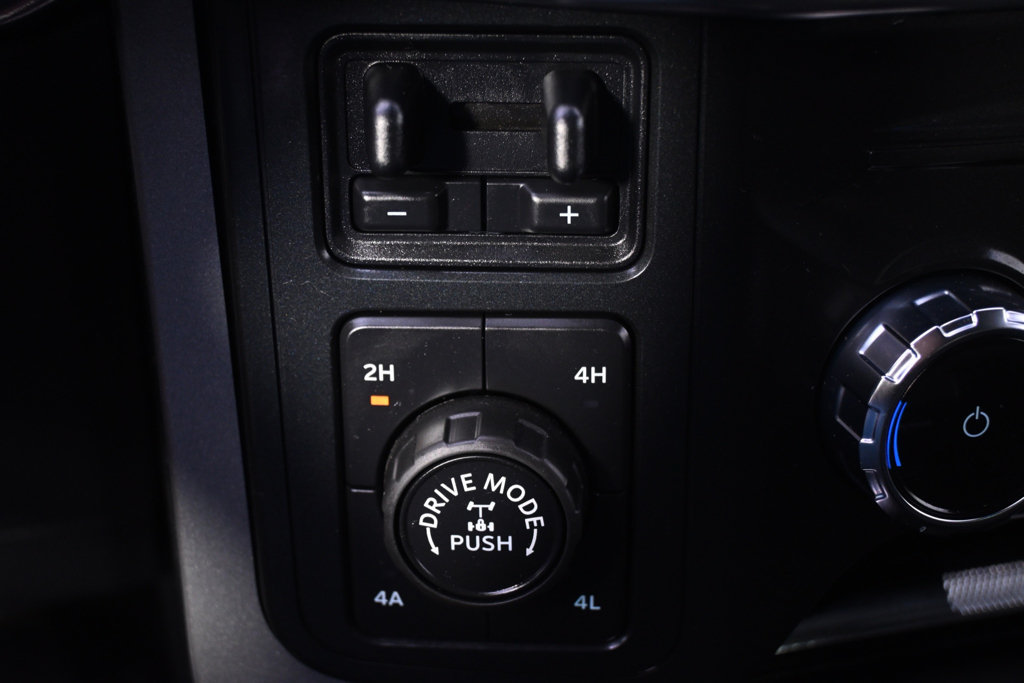 Used 2022 Ford F150 Lariat w/ Equipment Group 502A High AWD/4WD image 33