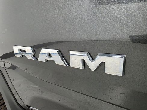 Used 2020 RAM 1500 Big Horn image 35