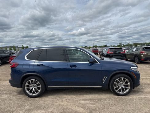 Used 2022 BMW X5 xDrive40i w/ Premium Package AWD/4WD image 9