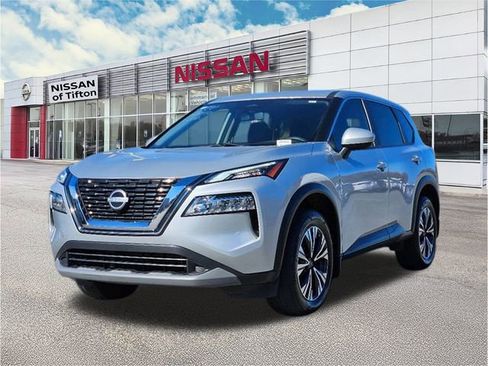 Certified 2023 Nissan Rogue SV image 2