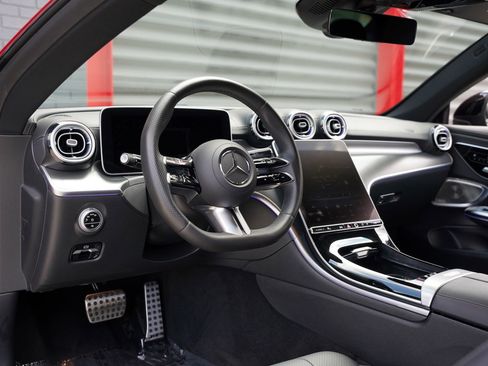 Used 2024 Mercedes-Benz CLE 300 4MATIC Coupe image 13