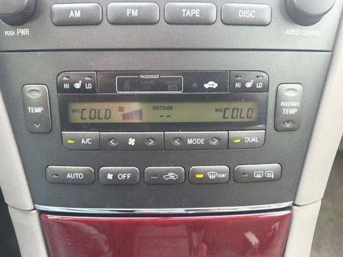 Used 2004 Lexus ES 330 FWD image 27