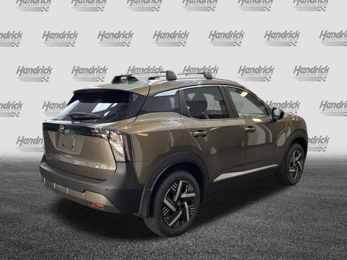 Used 2026 Nissan Kicks SV w/ SV Premium Package FWD image 10