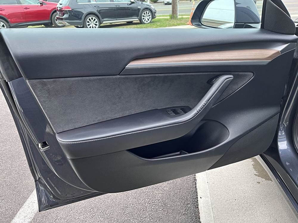 Used 2023 Tesla Model 3 Performance AWD/4WD image 25