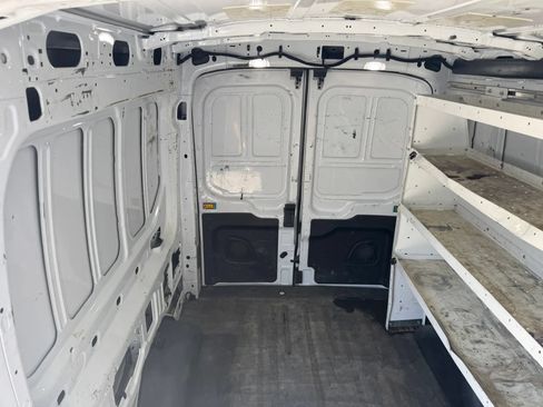 Used 2020 Ford Transit 250 Medium Roof RWD image 11