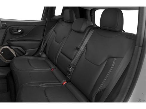 Used 2018 Jeep Renegade Limited w/ Safety & Security Group FWD image 17