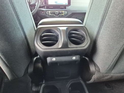 Used 2024 Jeep Wrangler Unlimited Sport AWD/4WD image 11