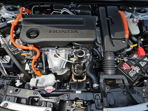 Used 2025 Honda Civic Sport image 27